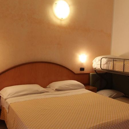 Hotel Adele Bellaria-Igea Marina Extérieur photo