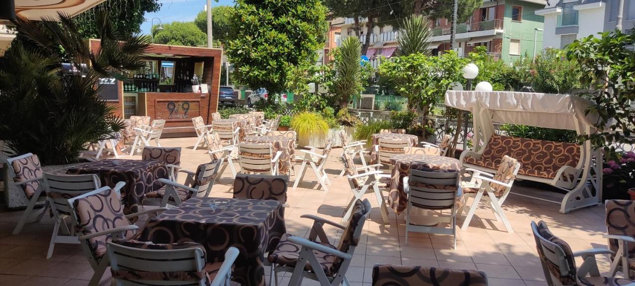 Hotel Adele Bellaria-Igea Marina Extérieur photo