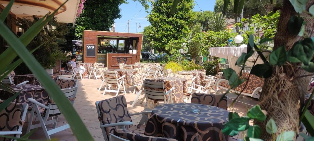 Hotel Adele Bellaria-Igea Marina Extérieur photo