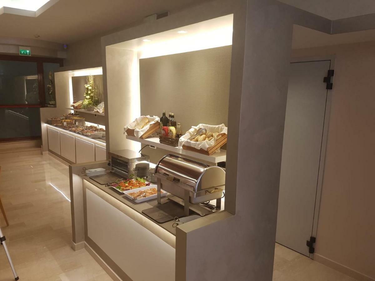 Hotel Adele Bellaria-Igea Marina Extérieur photo