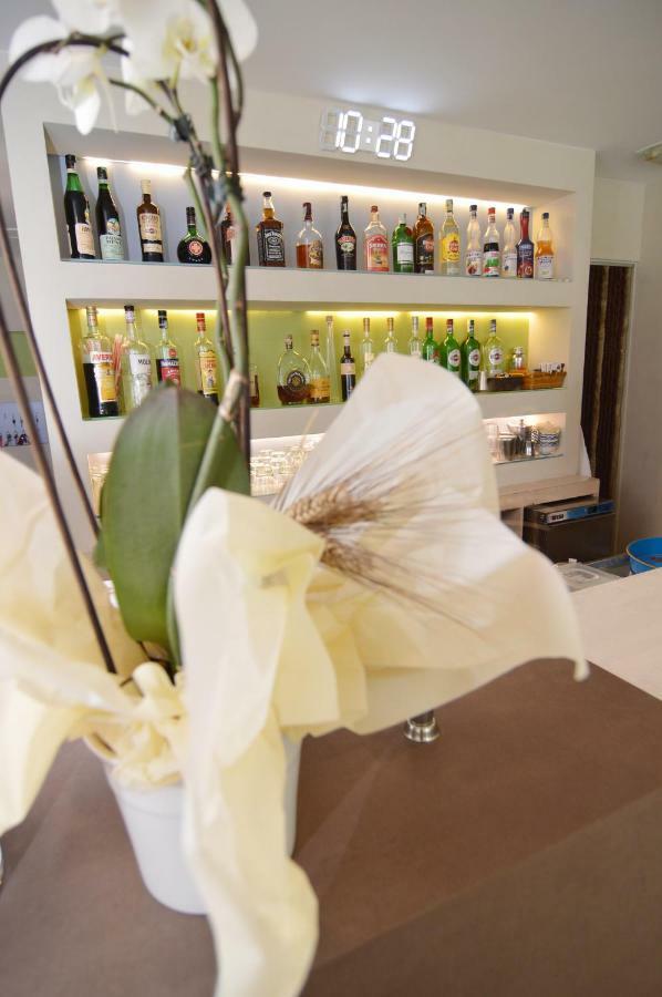 Hotel Adele Bellaria-Igea Marina Extérieur photo