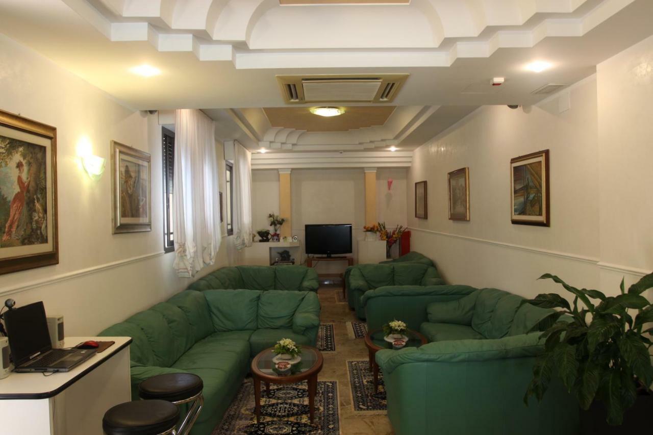 Hotel Adele Bellaria-Igea Marina Extérieur photo