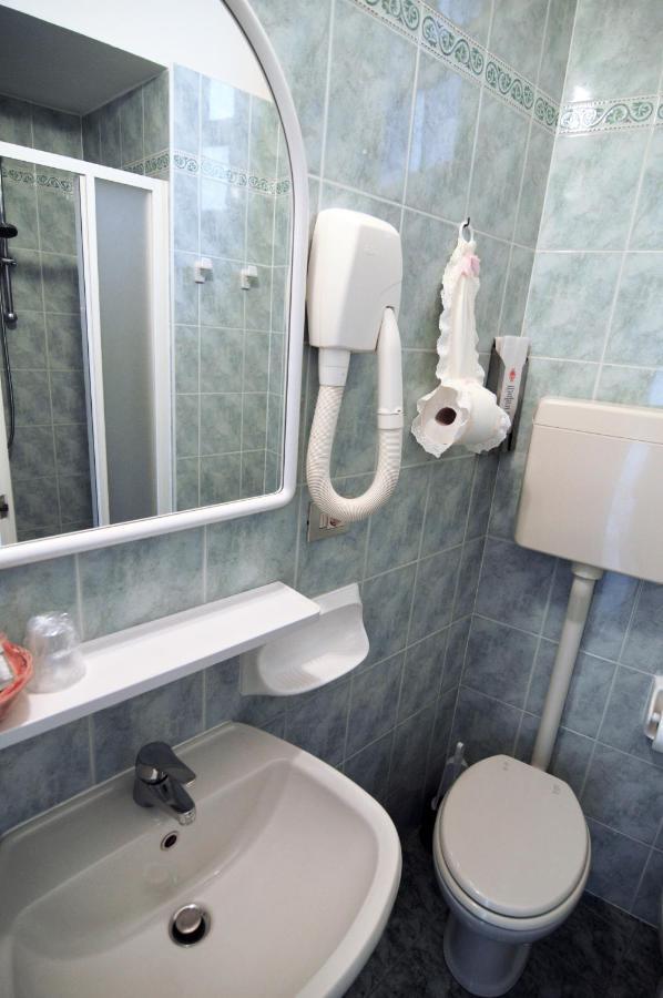 Hotel Adele Bellaria-Igea Marina Extérieur photo